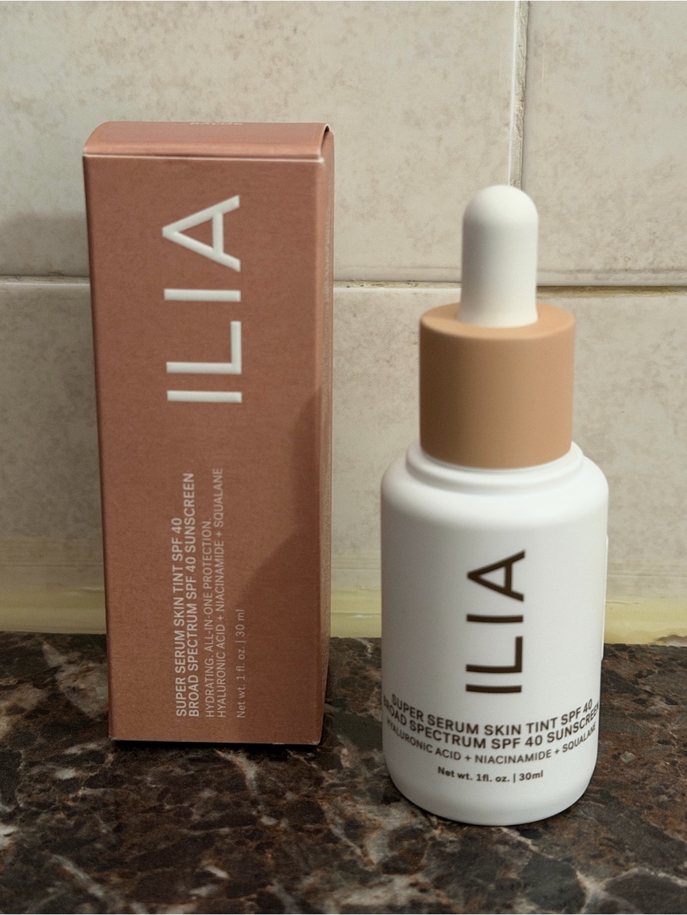 ILIA Super Serum Skin Tint SPF 40 --- Hydrating Foundation